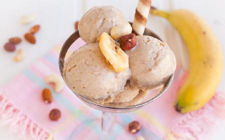 Domowe lody bananowe: bez nabiału, bez glutenu i bez cukru