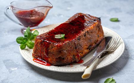 Kugel z sosem balsamico - amerykański przepis na kugel z kaszy z jabłkowo-balsamicznym sosem